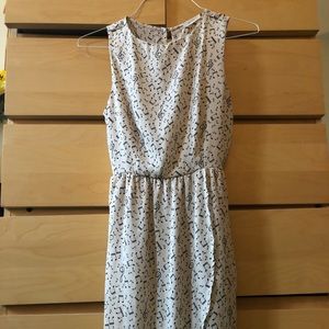 Casual dress with musical notes